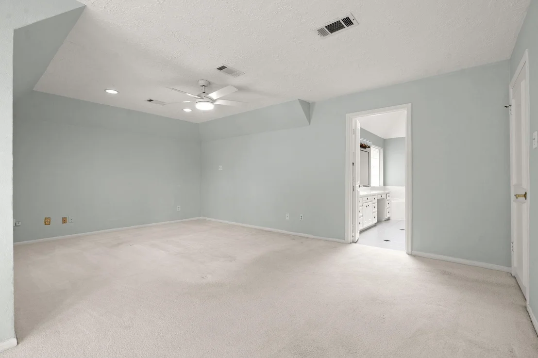 Photo of 154 Lakeside Drive