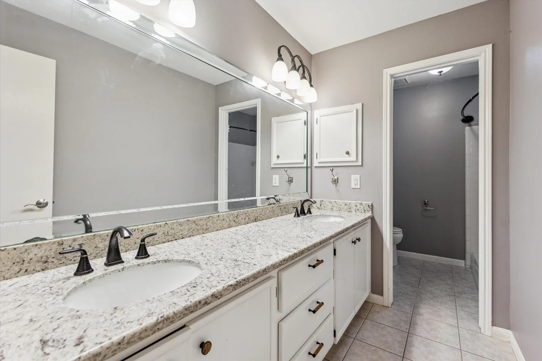 Photo of 1706 Cherry Bend Drive
