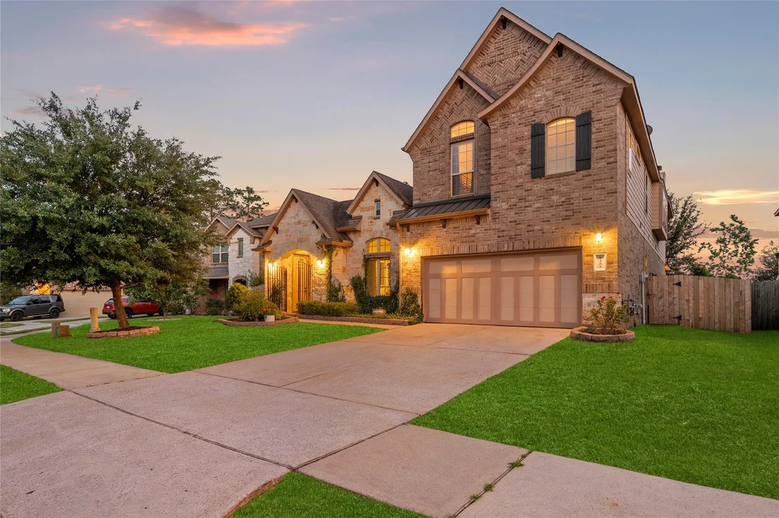 Photo of 8322 Sands Bank Lane