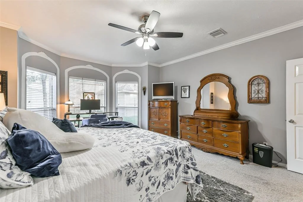 Photo of 4102 Lakepointe Forest Drive