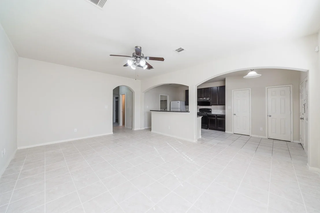 Photo of 7239 Autumn Sun Drive
