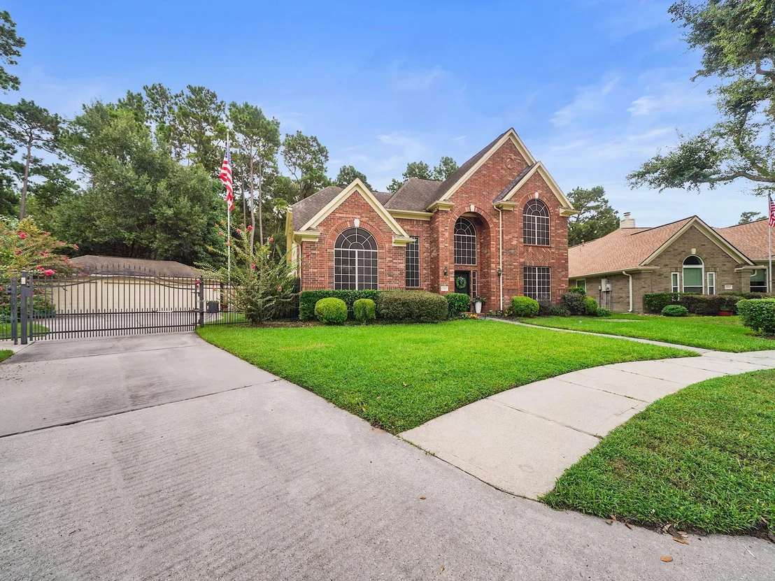 Photo of 23997 Dorrington Estates Lane