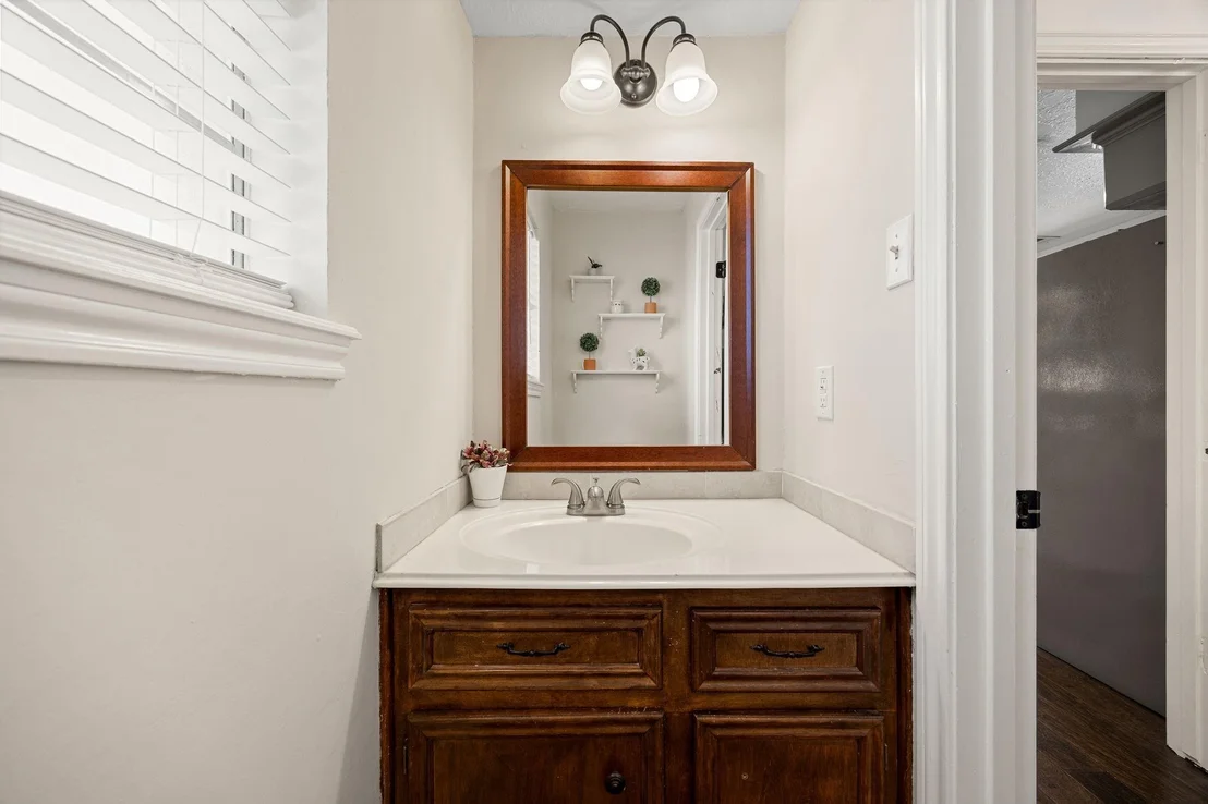 Photo of 6611 Sutter Park Lane