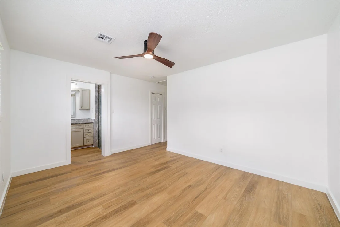 Photo of 3304 Bruce Hall Road