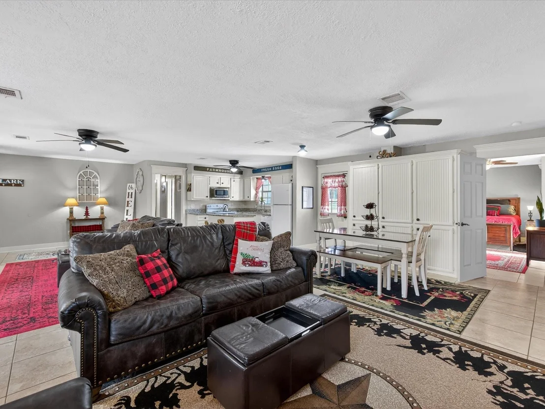 Photo of 10277 Champion Forest Loop