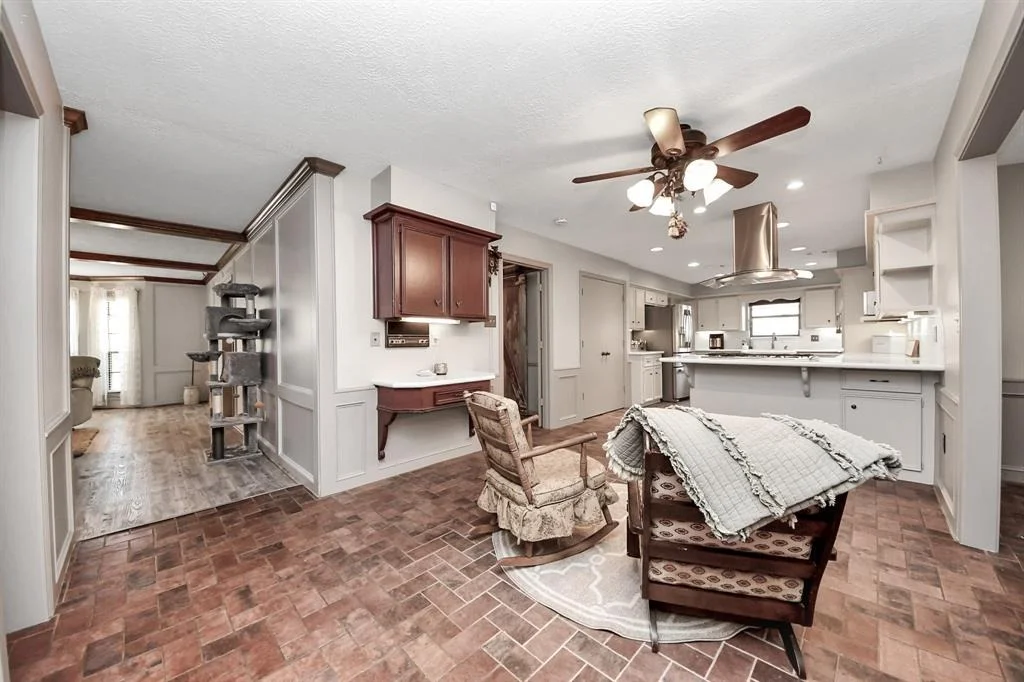Photo of 12431 Oakcroft Drive