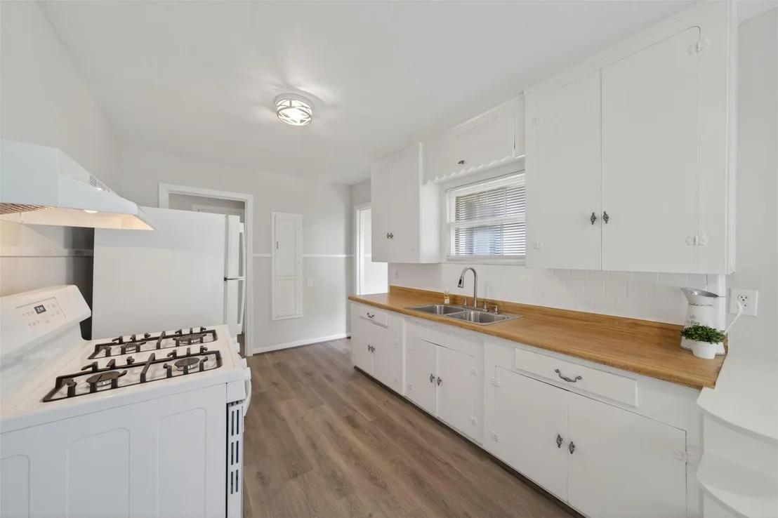 Photo of 8323 Bonner Drive
