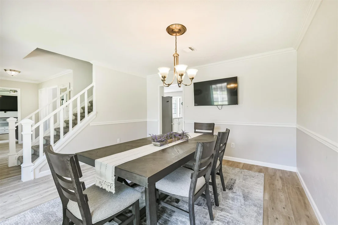 Photo of 2604 Silver Falls Drive