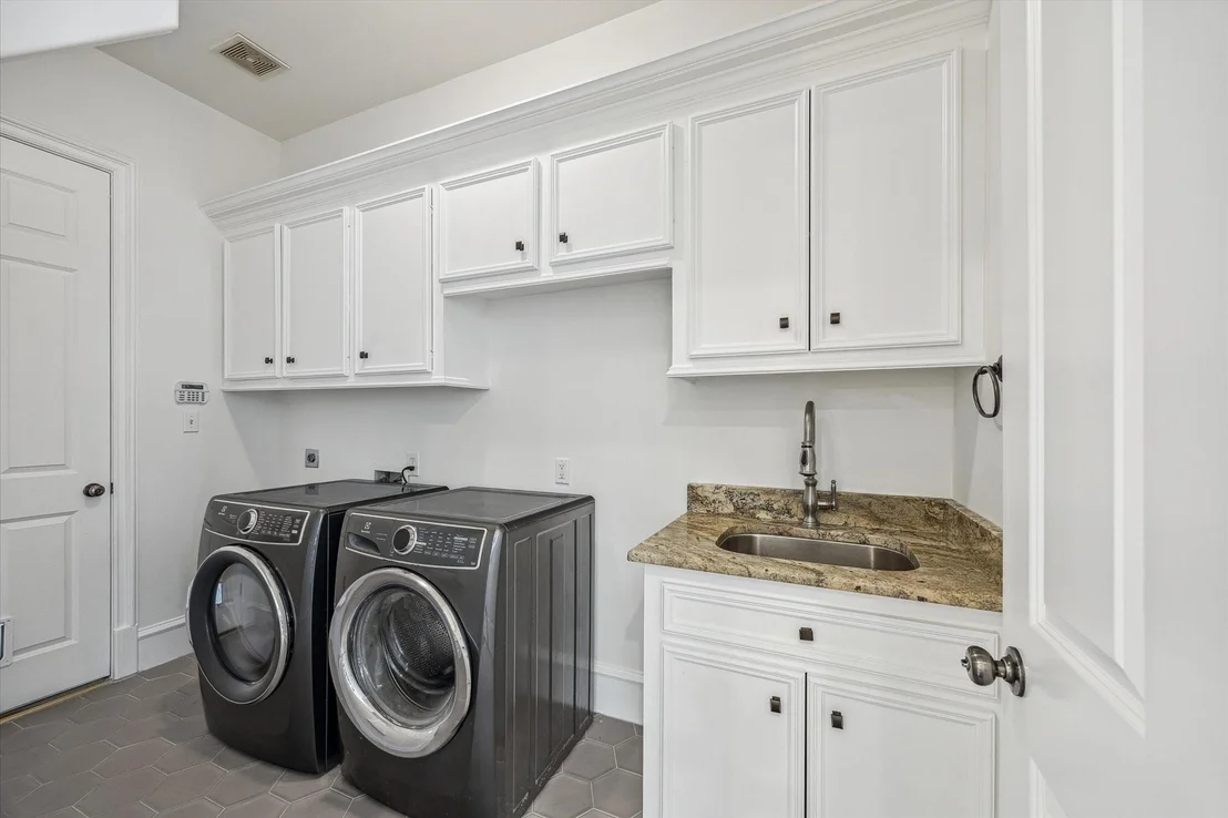 Photo of 4103 Turnberry Circle