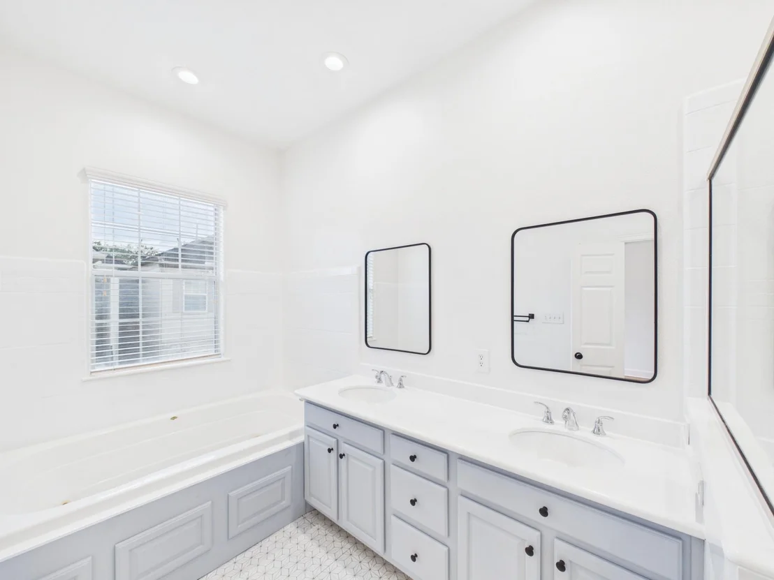 Photo of 10818 Almeda Park Drive