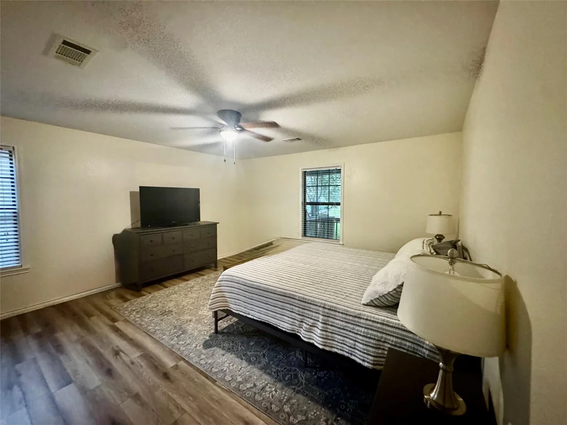 Photo of 148 Crest Lane