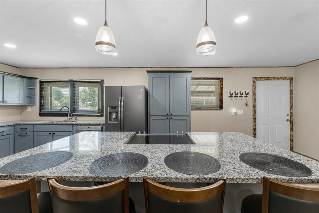 Photo of 100 Oak Ridge Drive