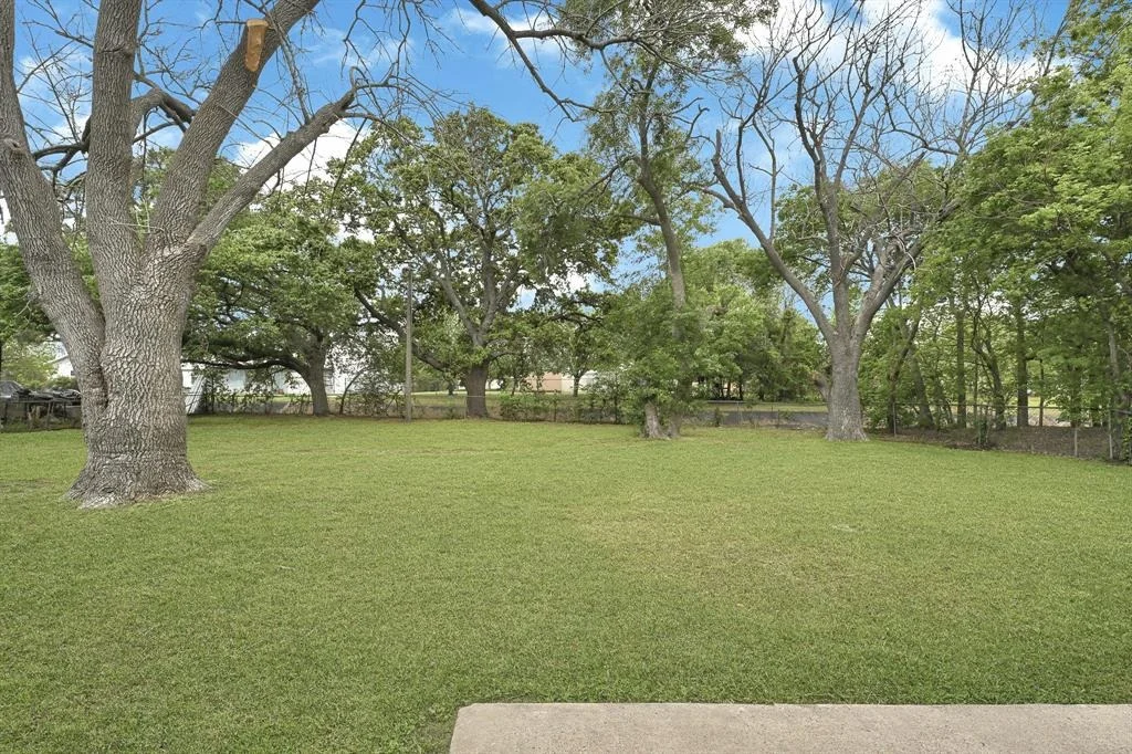 Photo of 3226 Bernard Street