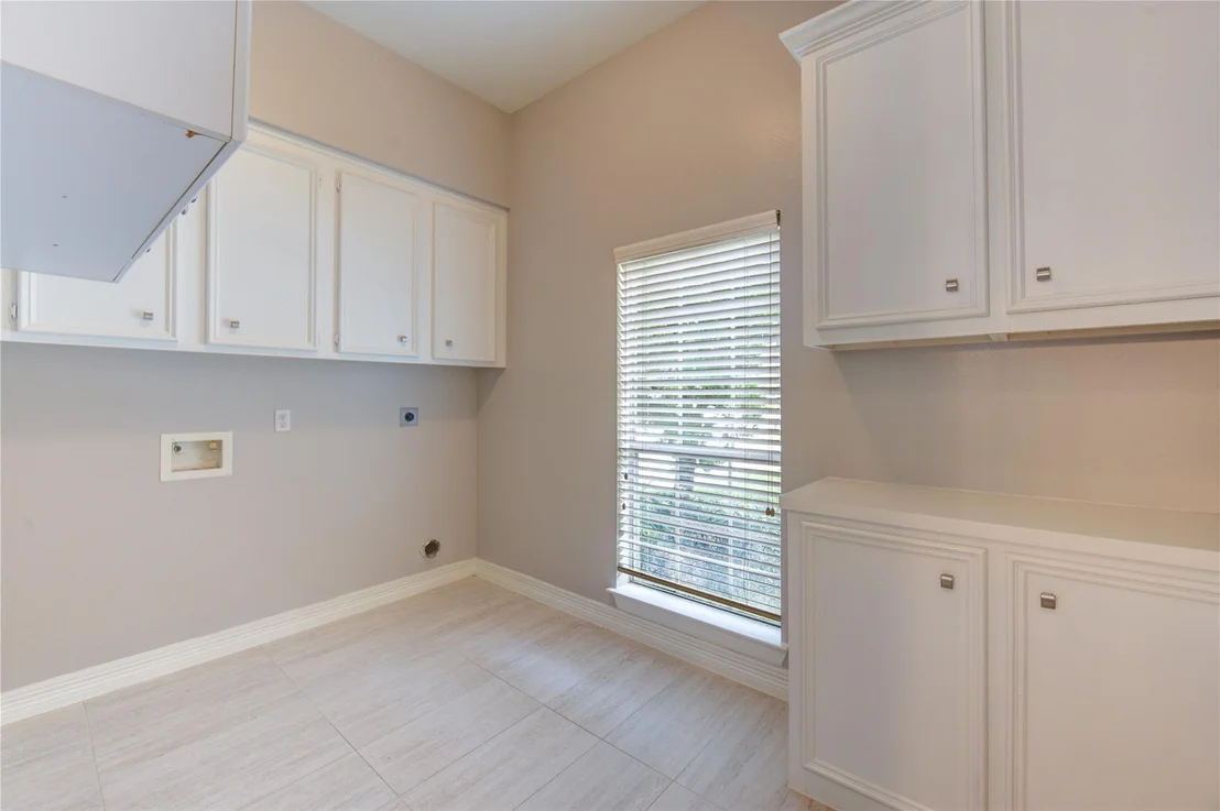 Photo of 4307 Canfield Oaks Lane