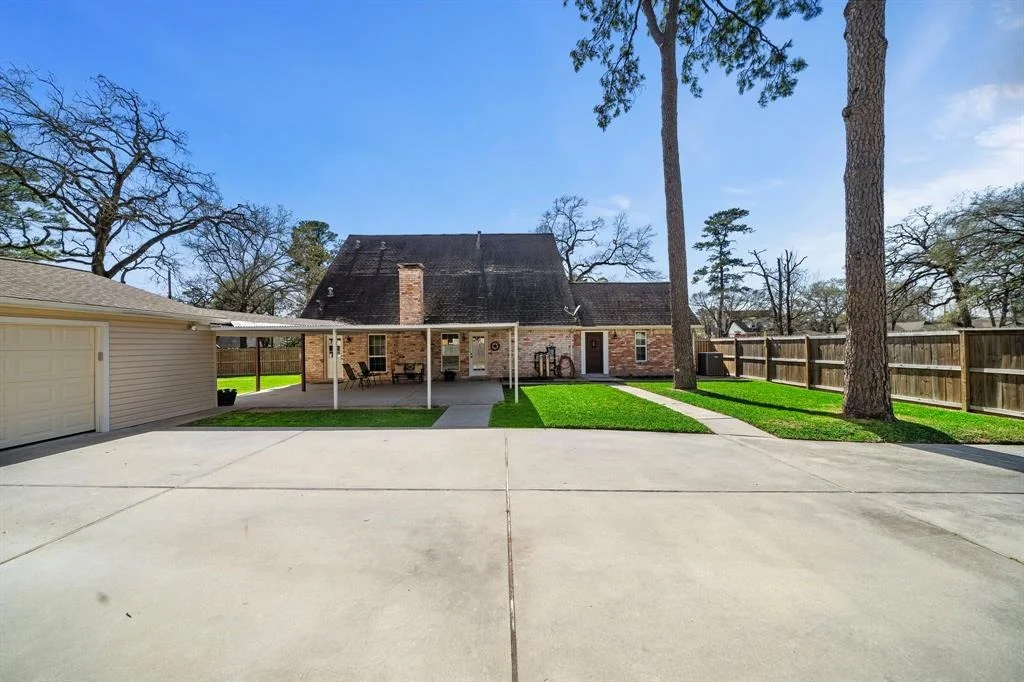 Photo of 19210 Lockridge Drive