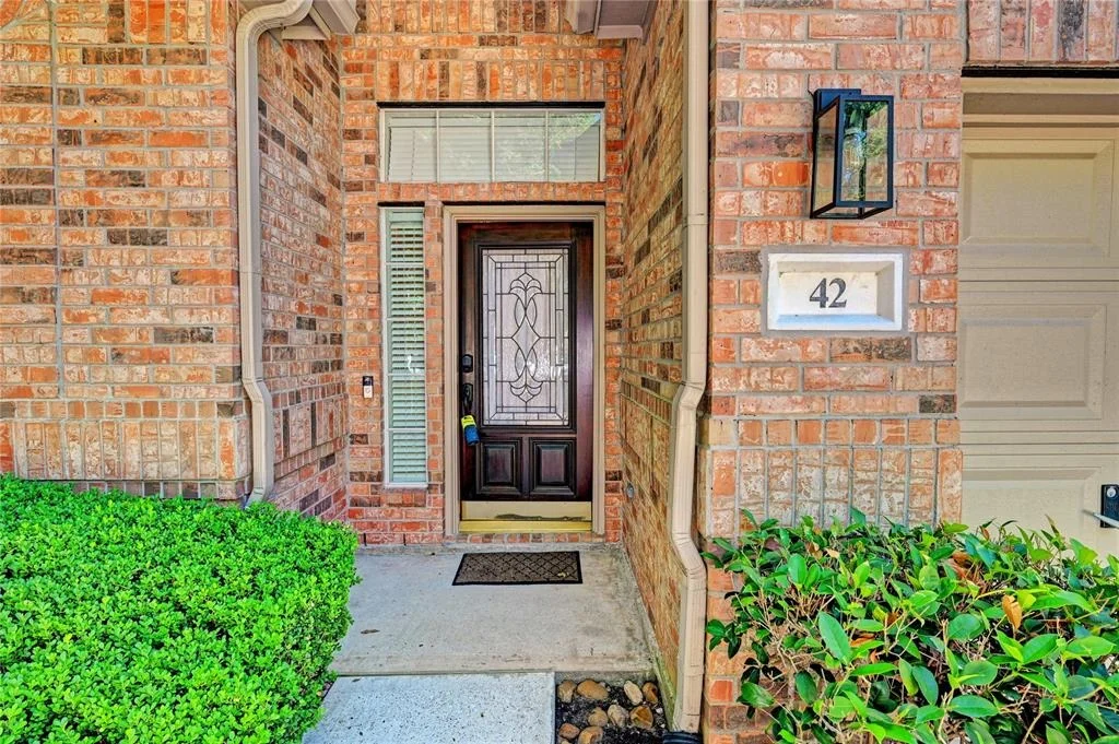 Photo of 42 N Belfair Place