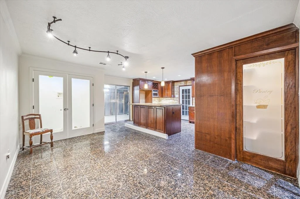 Photo of 2024 John Street