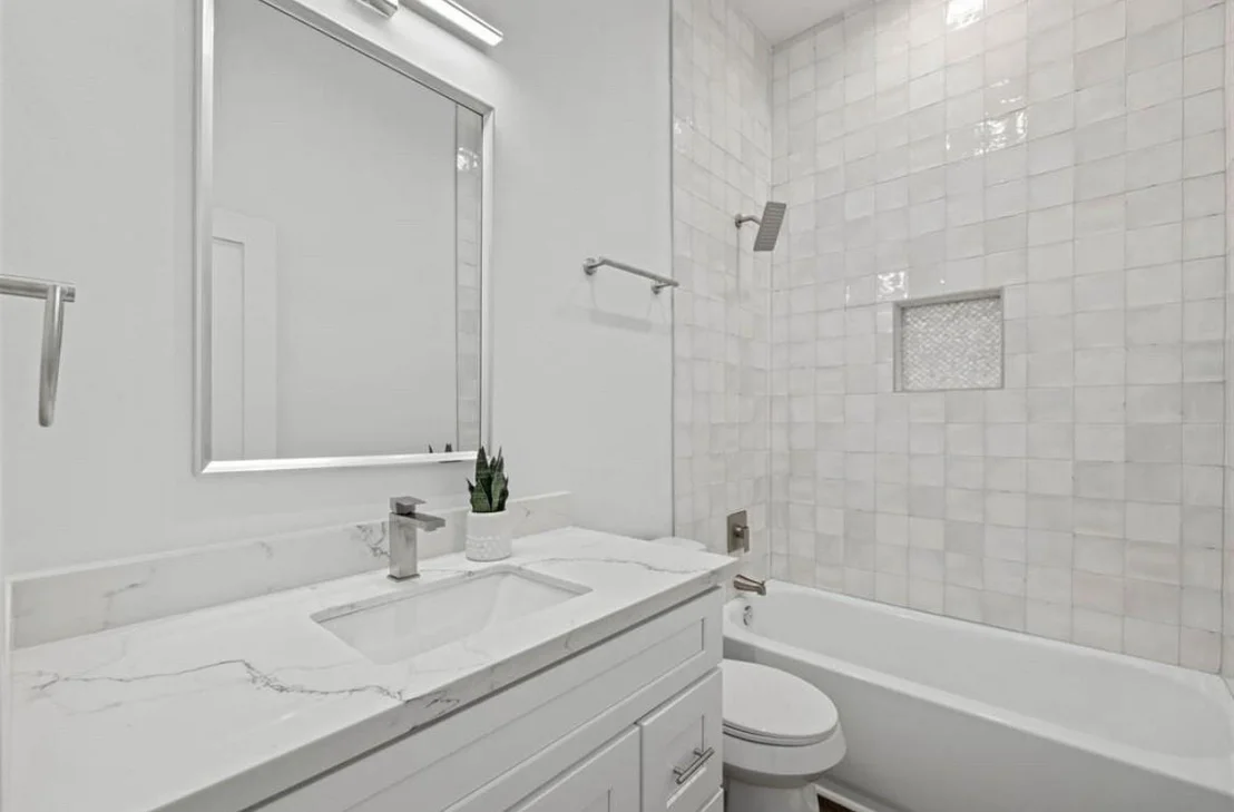Photo of 23107 Miramar Circle