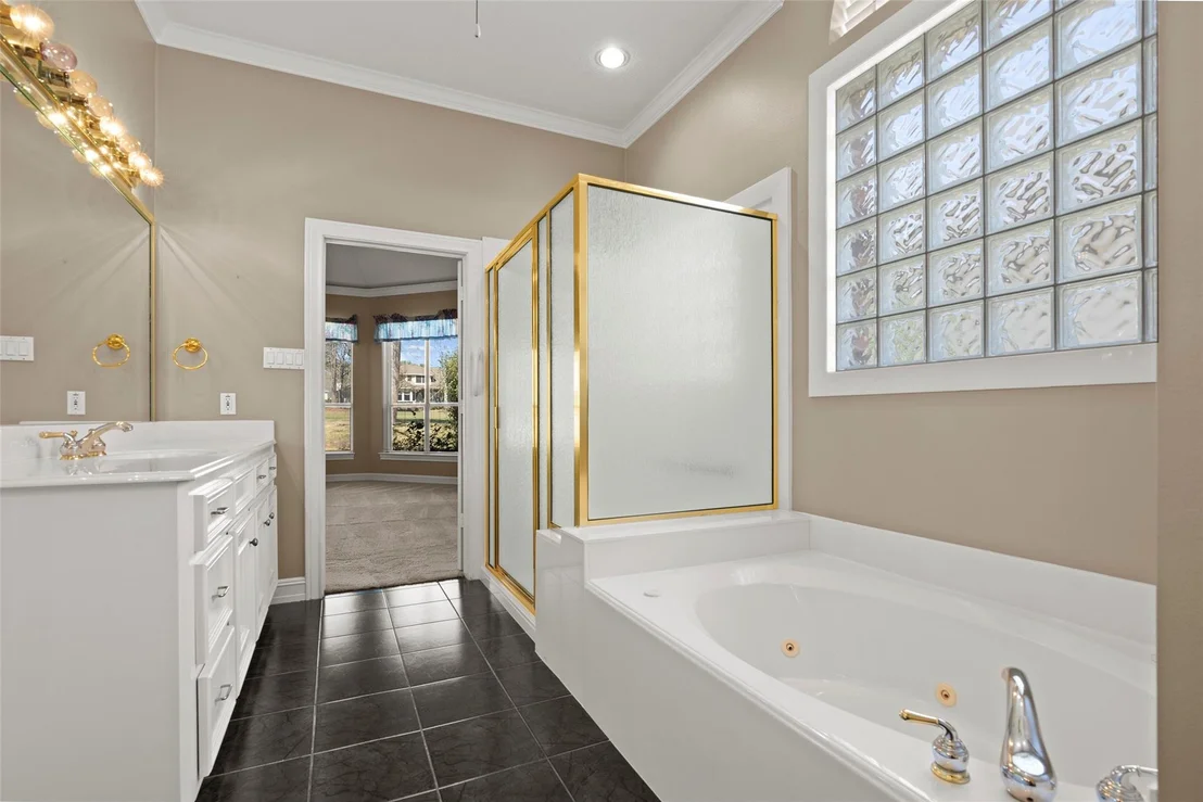 Photo of 299 Wedgewood Drive