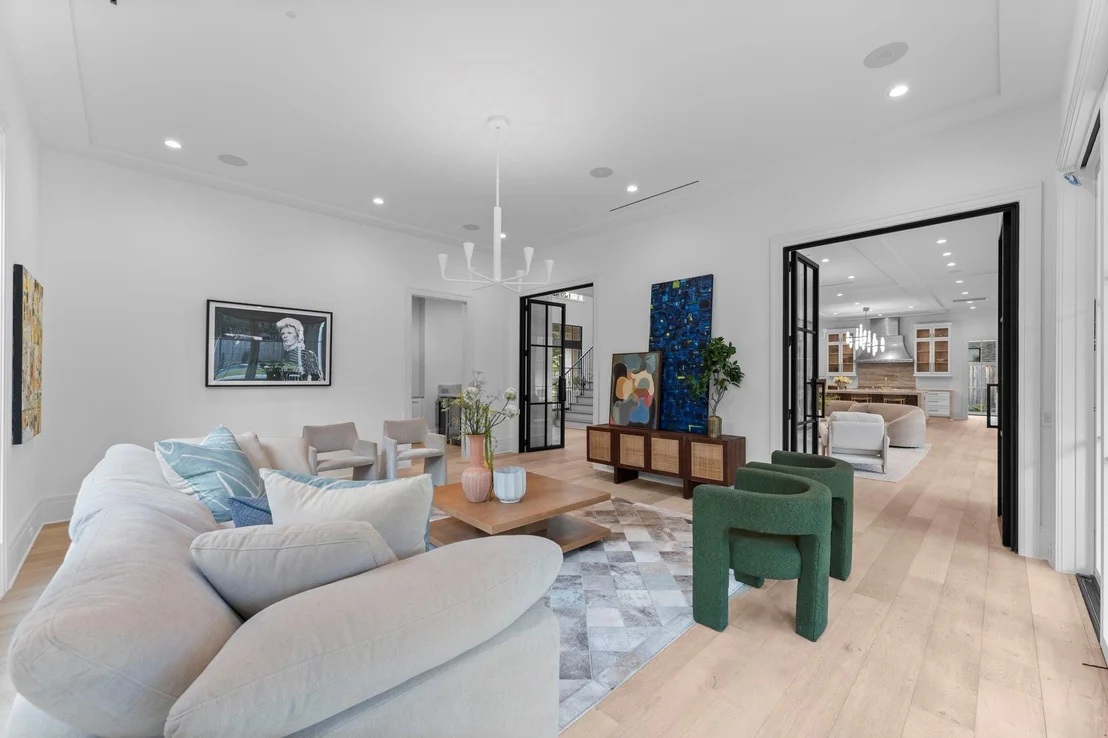Photo of 3653 Chevy Chase Drive