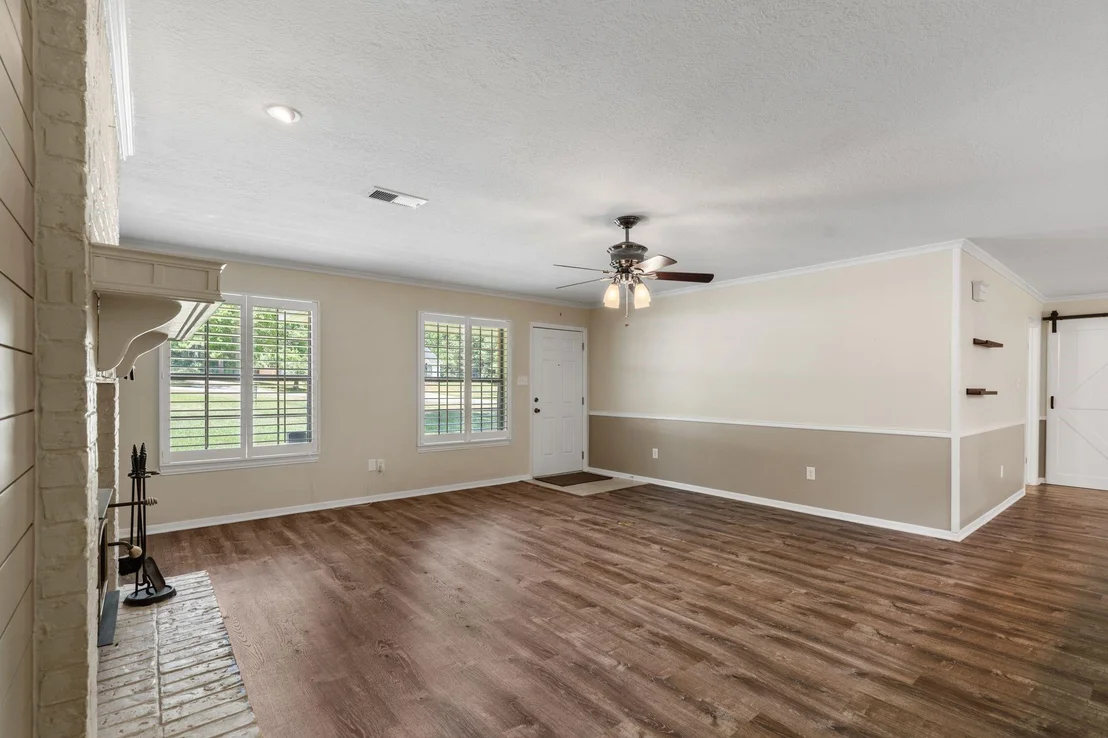 Photo of 129 Pine Valley Drive