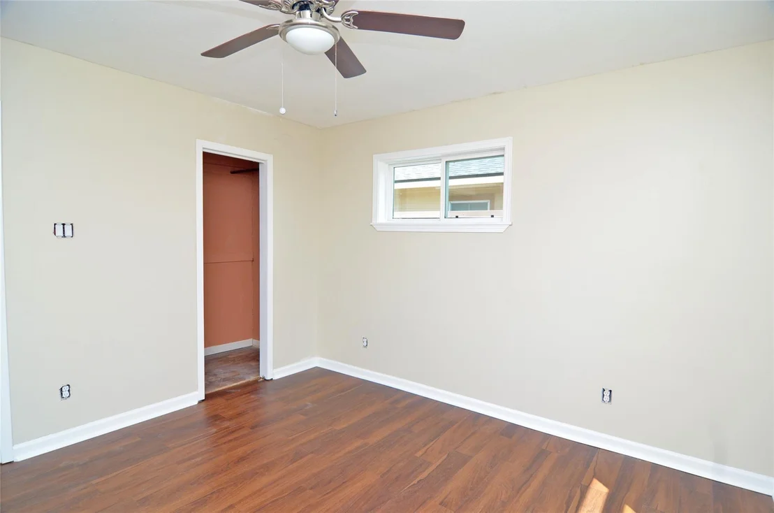 Photo of 1131 Globe Street