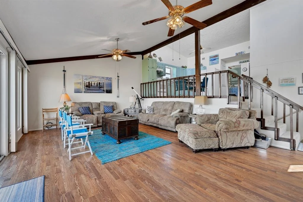 Photo of 81 Lakeview Shores Drive