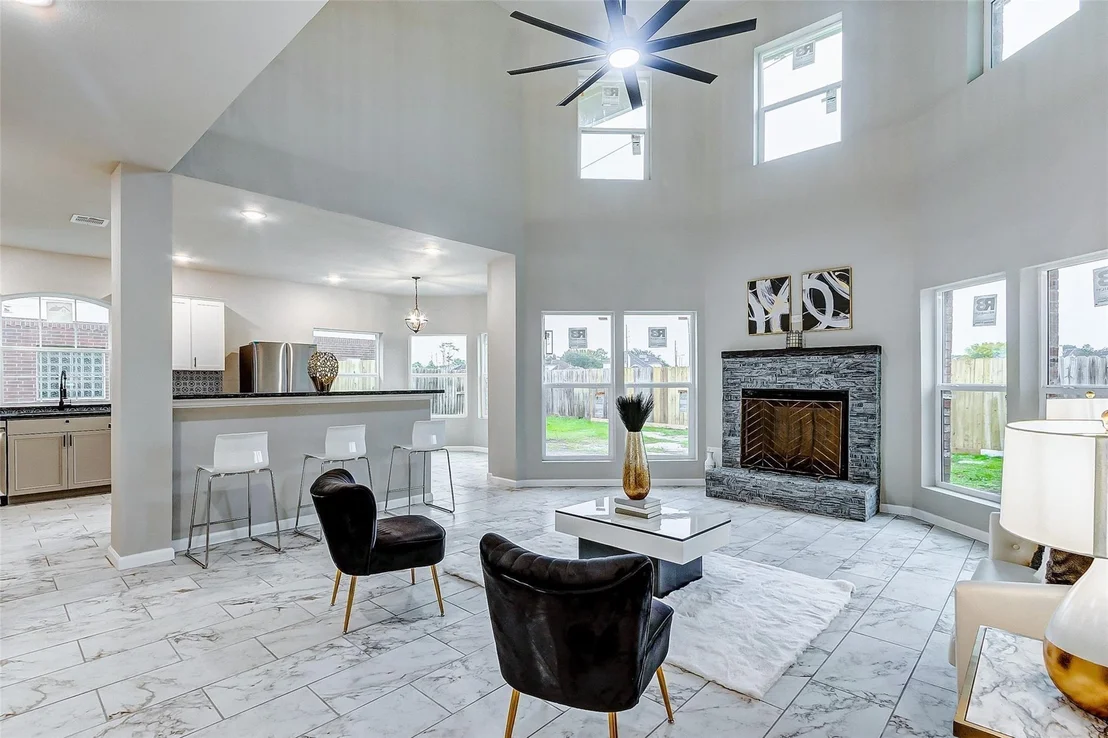 Photo of 1026 Riverchase Drive