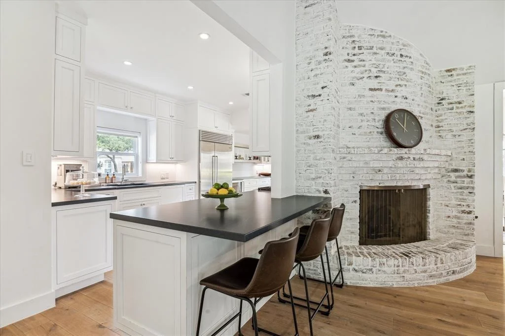 Photo of 10047 Doliver Drive
