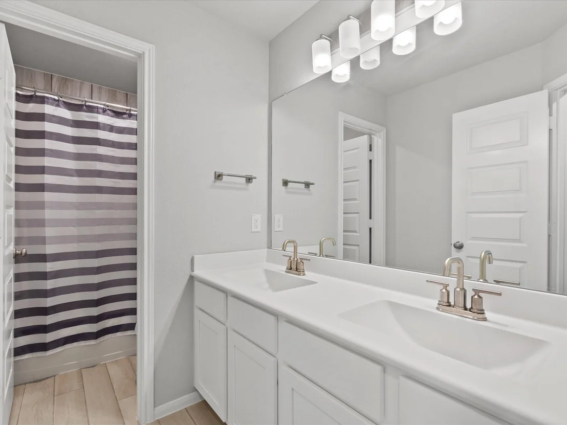 Photo of 262 Peninsula Point Drive
