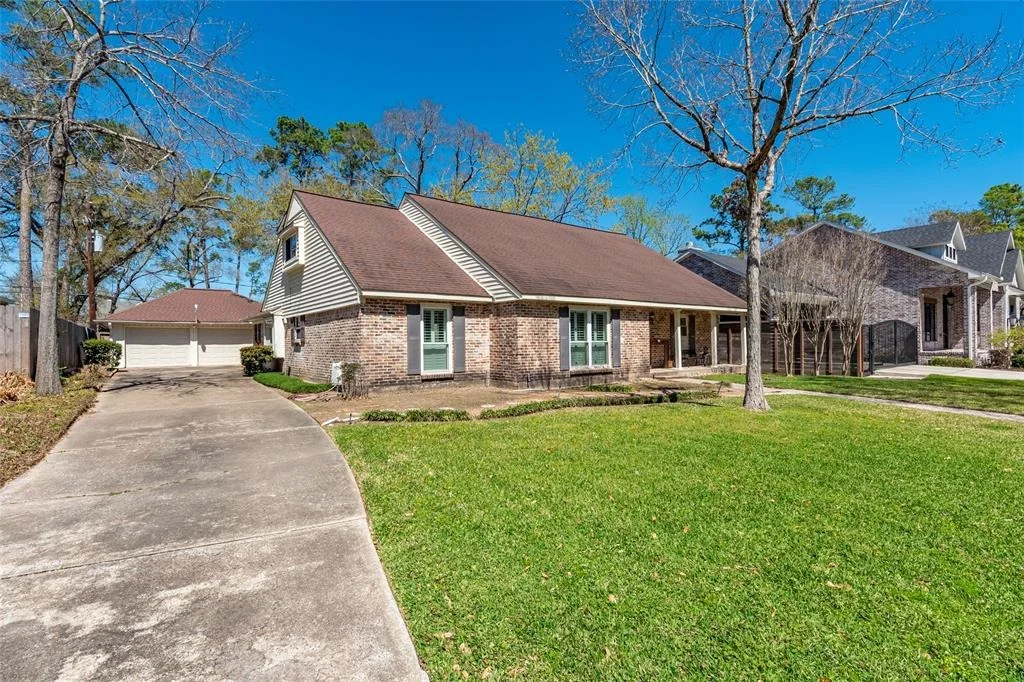 Photo of 10122 Shady River Drive
