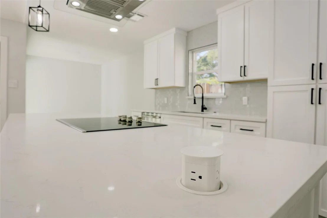 Photo of 6015 Spellman Road