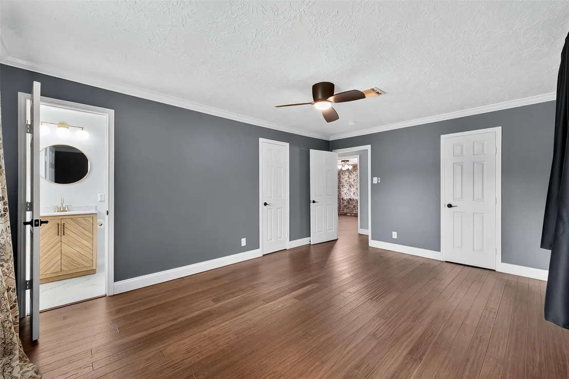 Photo of 11102 Endicott Lane