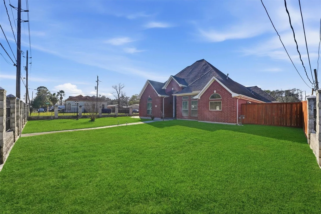 Photo of 14103 Smith Rd Humble, Tx 77396 Road