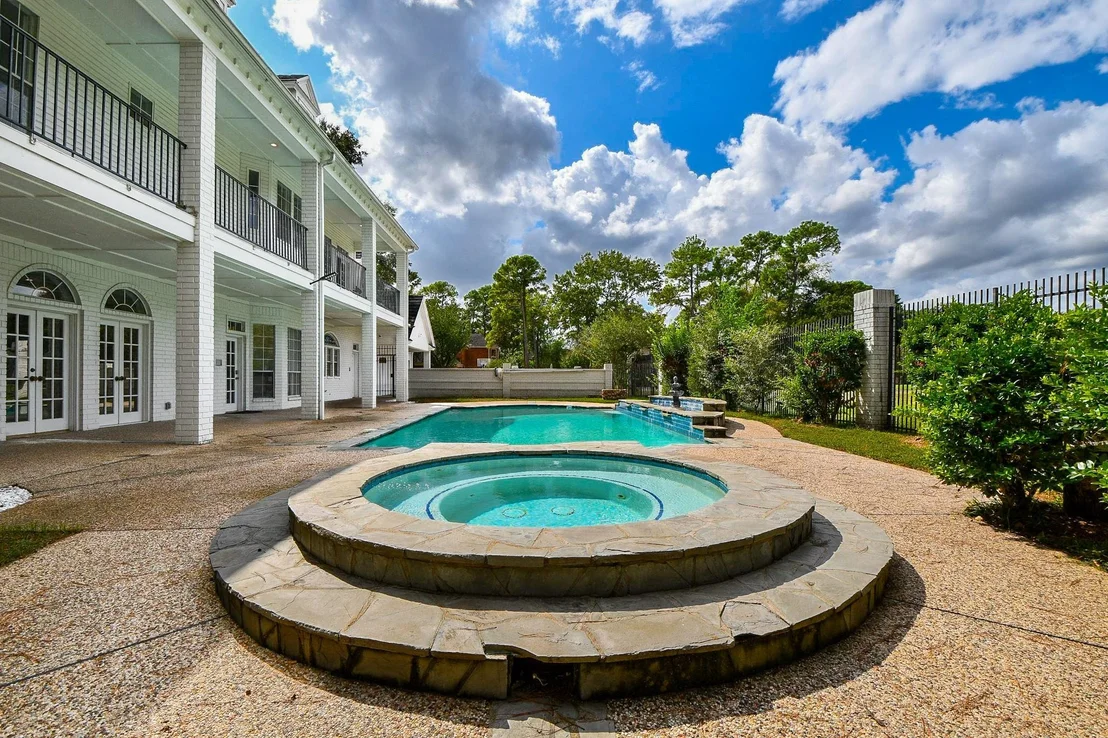 Photo of 2922 Cedar Woods Place