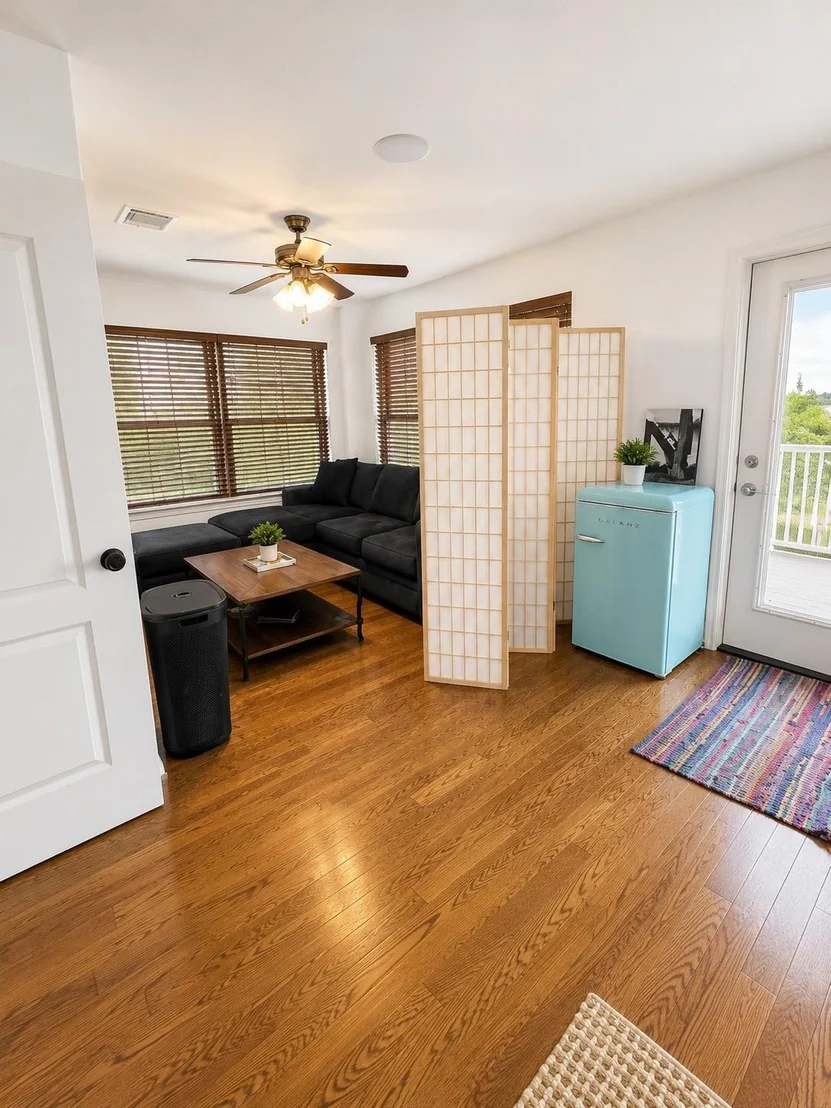 Photo of 1216 Cliffview Drive