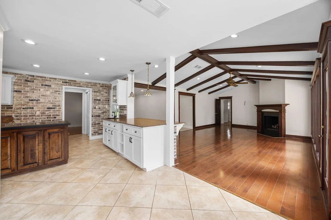 Photo of 6115 Bermuda Dunes Drive