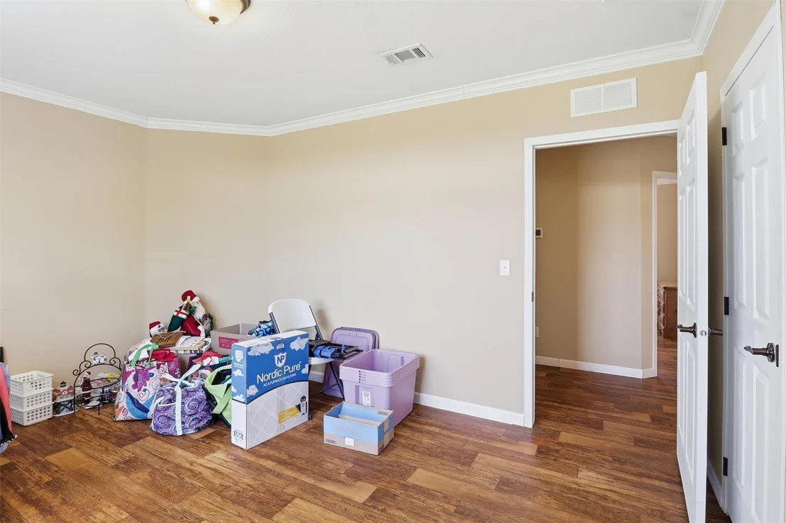 Photo of 32818 Rogers Road