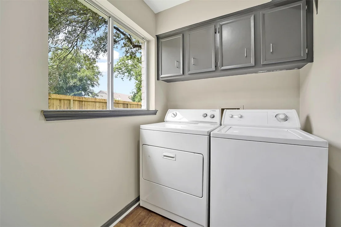 Photo of 2303 Willow Lake Drive