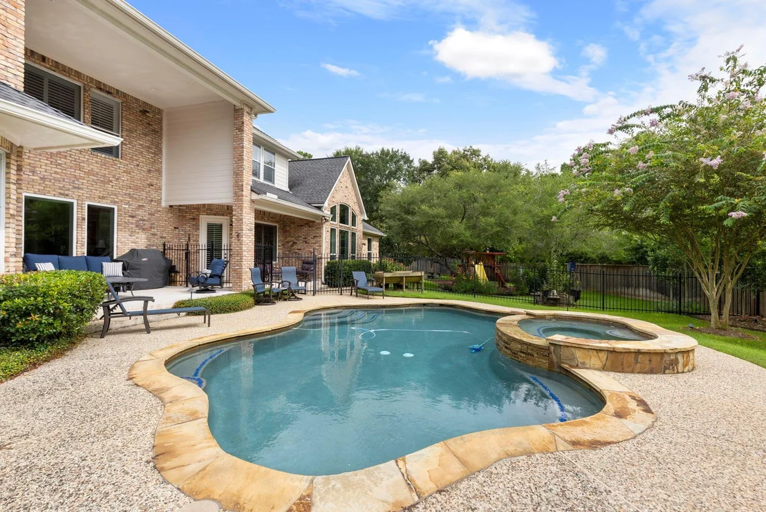 Photo of 2 Snow Pond Place