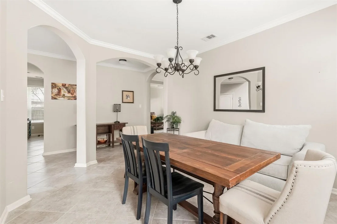 Photo of 115 Red Eagle Court