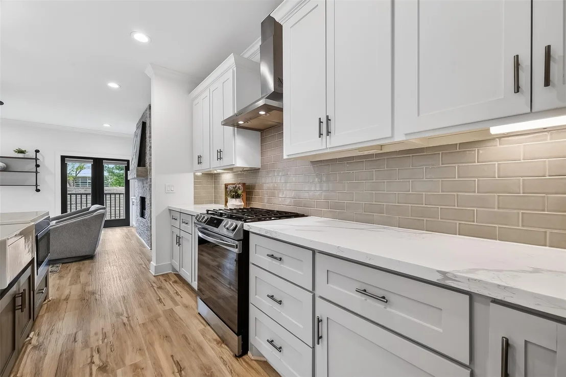 Photo of 3323 Cornell Street