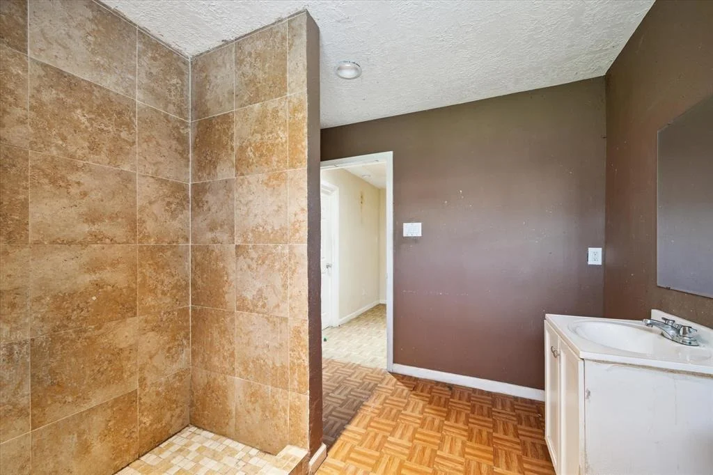 Photo of 3906 Simsbrook Drive