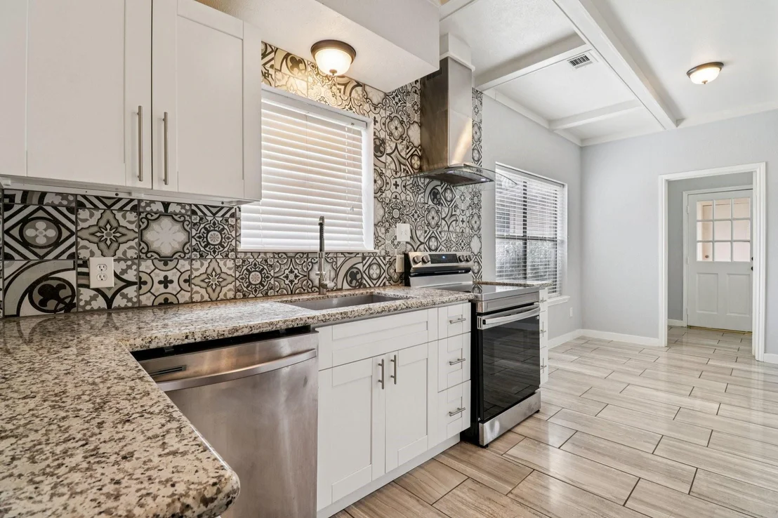 Photo of 8003 Oceanside Drive