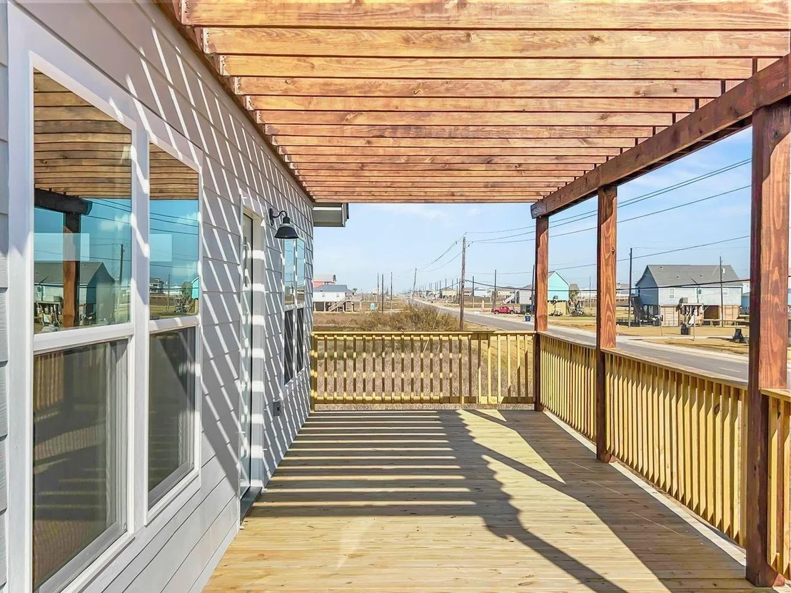 Photo of 1743 Bluewater Highway