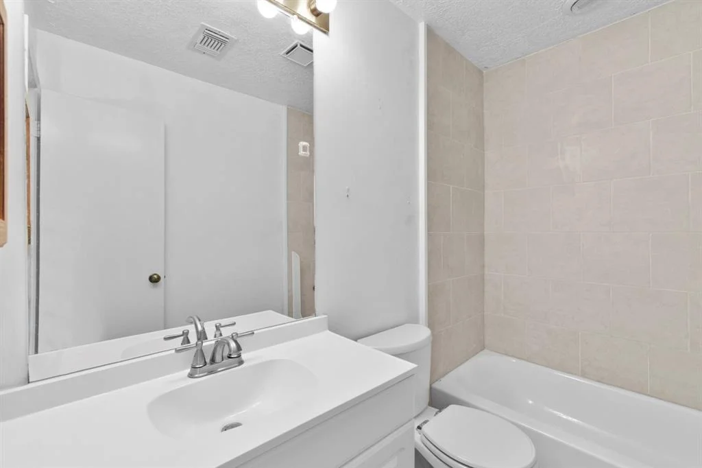 Photo of 3816 Redbud Drive