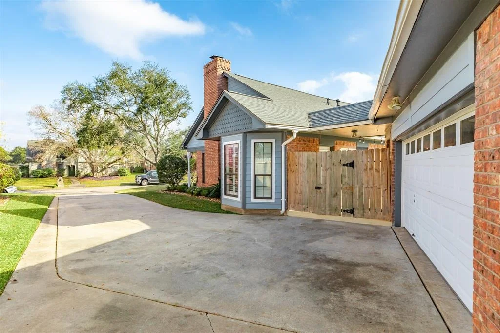 Photo of 417 Daffodil Street