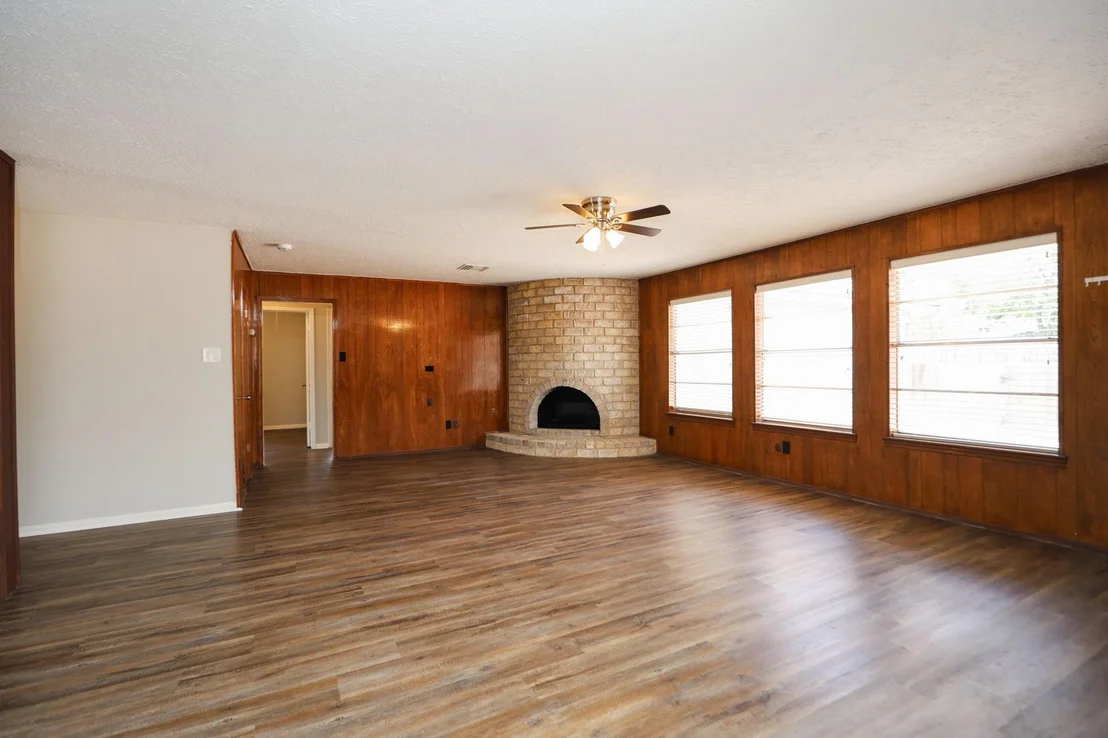 Photo of 815 Park Meadow Drive