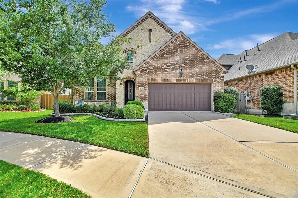 Photo of 2013 Arrowood Glen Drive