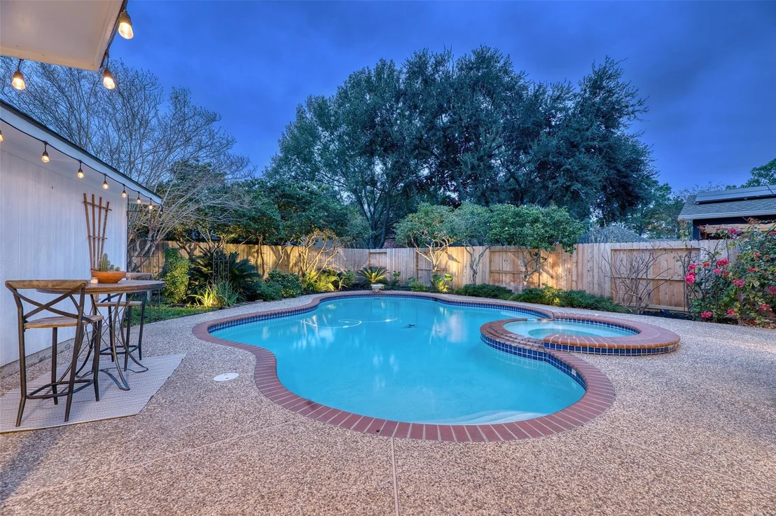 Photo of 19303 Allview Lane